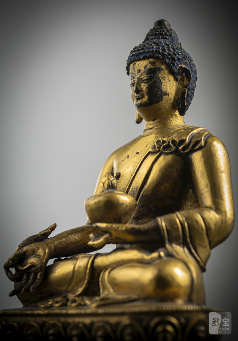A GILT-COPPER FIGURE OF BHAISAJYAGURU - 图4